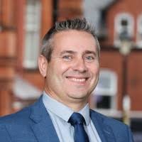 10+ "Robbie Barr" profiles