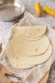 Tortillas De Mais Maison Recettes De Base En 2020 Cuisine Mexicaine Recette Tortillas Maison