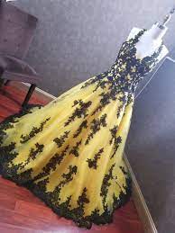Stunning Yellow And Black Wedding Dress With Yellow Tulle And Etsy In 2020 Yellow Wedding Dress Black Wedding Black Wedding Dresses