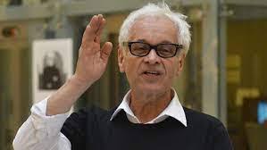 Robert Vana's Instagram, Twitter & Facebook