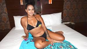 Thick Thai BBW MILF Gives Customer the Most Amazing Sex Massage