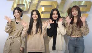 Initially a five member group. File Brave Girls 2020 Chuseok 2 Png Wikipedia