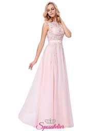 I nostri abiti da cerimonia neri rappresentano il classico capo con il quale apparire perfetta negli eventi serali, che richiedono un look da cerimonia sorprendente e per questo in ogni modello puntiamo sulla spettacolarità dei dettagli, mostrando il lato più sensuale. Abiti Da Cerimonia Rosa Con Corpetto Di Pizzo Economici Online 2018sposatelier
