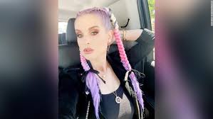 Actress, host, & fashion designer that just so happens to be very opinionated! 2021 Kelly Osbourne 039 Hat Hart Gearbeitet 039 Und Verlor 85 Lbs Gettotext Com