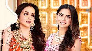 Isha and Nita Ambani cut a pretty picture in Manish Malhotra outfits |  Lifestyle News,The Indian Express