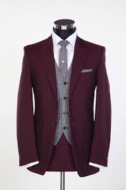 Ein hochzeitsanzug charakterisiert sich durch einige unter sich austauschbare designelemente, die ihn zugleich auch von dem üblichen. Burgunder Vintage Stil Hochzeit Anzug Anzug Burgunder Hochzeit Vintage Brautigam Anzug Burgundy Suit Burgundy Suit Wedding Grey Suit Wedding