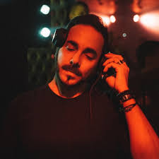 Simone Vitullo Simone Vitullo Eclectic Voyage Trax Chart