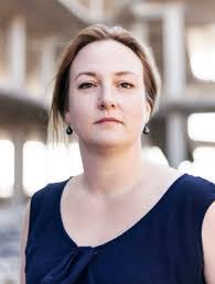 Dora Randall's Instagram, Twitter & Facebook