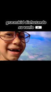 Comiendo Limón Sin Poner Cara 😓 #limon #cara #agrio #grace #kids #niño