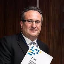 Garth Brown's Instagram, Twitter & Facebook