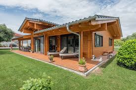 Weitere ideen zu haus aus holz, haus, minihaus. Pin Von Schnick Schnack Auf Bungalows In 2020 Holzhaus Holzhaus Bungalow Haus Aus Holz