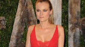 De cérémonies en premières de films, de galas en festivals, de soirées chics boucles d'oreilles en forme de gouttes mon style métal cuivre. Photos Happy Birthday Diane Kruger La Star En 15 Cliches Glamour Et Sexy Premiere Fr