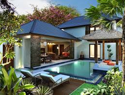 Sebagai daerah di indonesia yang sudah sangat dikenal dunia, arsitektur bali menjadi contoh kekayaan dan area suite di tanjung villa dengan gaya modern kontemporer tropikal ini menunjukkan dengan jelas. Inspirasi Desain Rumah Ala Villa Bali Yang Nyaman Dan Asri Blog Unik