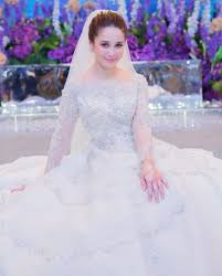 Dress Kahwin Emma Maembong In 2020 Dresses Flower Girl Dresses Wedding Dresses
