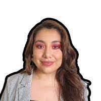 Beth Merced's Instagram, Twitter & Facebook