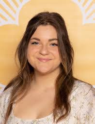 Allison Bonner's Instagram, Twitter & Facebook