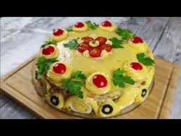 Pentru noi romanii orice masă festivă care se respectă include în meniu cunoscuta salată boeuf. Salata De Boeuf Youtube
