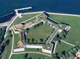 The city of boston department of innovation and technology (doit) offers translations of the free tours of the fort are sponsored by the castle island association, in cooperation with the. Learn More About Castle Island Pleasure Bay M Street Beach And Carson Beach Mass Gov