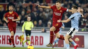 Che sia un giorno di festa. Roma Lazio 1 1 Acerbi Replica A Dzeko Nel Derby Delle Papere La Repubblica