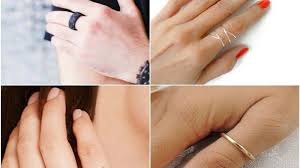 Cincin kawin sebenarnya tidak dibuat sekadar sebagai simbol ikatan antara pria dan wanita. Kamu Suka Kenakan Cincin Di Jari Mana Ini Makna Tersembunyinya Halaman All Pos Kupang