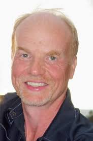 Dean Belshaw's Instagram, Twitter & Facebook