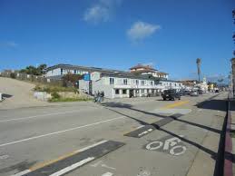 Offering convenient proximity to cowell's beach, the hotel is also close to casablanca inn on the beachinn. Beach Street Inn And Suites Santa Cruz Ca California Beaches