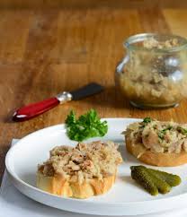 Rillettes M Hahnchen Rezept Franzosisch Kochen Rezept Franzosisch Kochen Rezepte Sardinen Rezept