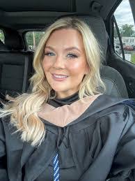 Melissa Erhardt's Instagram, Twitter & Facebook