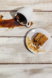 Wie sie die kaffeeflecken entfernen, erfahren sie hier. Kaffeeflecken Entfernen Die Besten Hausmittel Tipps Gala De