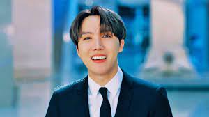 Photo by jhope on july 07, 2021. á¥« On Twitter Bts Class Of 2020 Graduation J Hope Jung Hoseok Hobi Edits