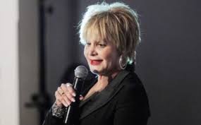 We did not find results for: Maria Iwannidoy Eixa Kanei Polles Amblwseis Me Ton Seilhno Kai Zappit