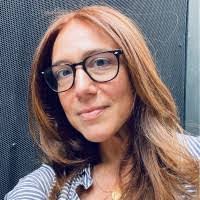 Tina Marks's Instagram, Twitter & Facebook