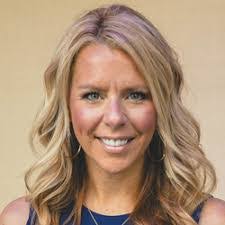 Lisa Quist's Instagram, Twitter & Facebook