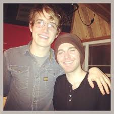 Dream (5'9.5) said on 27/aug/18. Shane Dawson With Bo Burnham Bo Burnham Bo Burnham Aesthetic Bo Burnham Hot