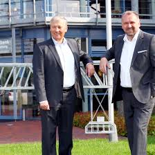Wir freuen wir uns über deine bewerbung für den ausbildungsjahrgang 2020! Photos At Vr Bank Schleswig Mittelholstein Eg 13 Visitors