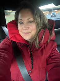 My parka is officially ON as we prepare for Washington DC's potentially  biggest snow in 3 years, Victor Oquendo is in Cincinnati for us and Gio  Benitez will have travel updates. Plus