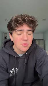 being trans is an awesome blessing but also omg like can i stop unlocking  new levels of things i dislike abt myself 🐰🐰🐰