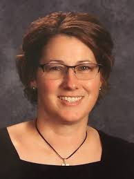 Debbie Betts's Instagram, Twitter & Facebook