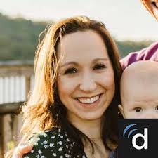 Lindsay Hedrick's Instagram, Twitter & Facebook