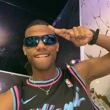 Los hermanos siempre vamos a ser hermanos buena vibra Ñejo El Broko  @djnelsonmusic Ñengo Flow @djluian 🙏🏽🙏🏽🙏🏽🙌🙌