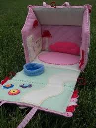 Do This But Make It Look Like A Barn And Barnyard Fabric Doll House Felt Doll House Sewing Toys
