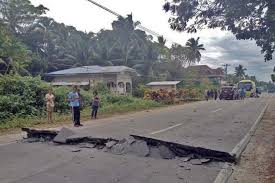 Philippine institute of volcanology and seismology says an earthquake of magnitude 7.1 has struck about 40 miles (63km) east of pondaguitan in the. Earthquake In Philippines Today Earthquake Hits Loboc Philippines Abc News Australian Broadcasting Philippines Earthquake
