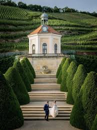 Schloss Wackerbarth Hochzeit Fur Alle Sinne Hochzeitswahn Sei Inspiriert In 2020 Hochzeitlocations Hochzeit Hochzeitswahn