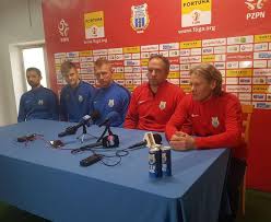 Apr 24, 2010 · fortuna 1 liga, 1 liga polska, 1. Kibice Doczekali Sie Pierwszych Transferow Stomil Olsztyn Pozyskal Dwoch Obroncow Zdjecia Olsztyn Eska Pl