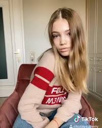 Stefania deryabina is a ukrainian model and youtuber. Zheka Olga Kotova Home Facebook