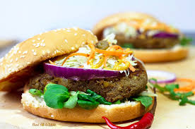 Je vous propose une recette végétarienne : Burger Vegetarien Au Steak De Lentilles