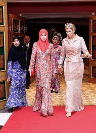 Top suggestions for princess sarah of brunei. Pin On Royalty