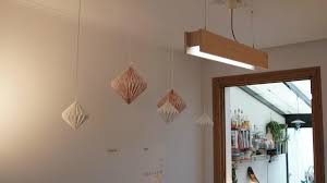 Een Houten Lichtbalk Voor Boven Tafel Bosch Diy