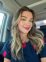 Sarah Matheny's Instagram, Twitter & Facebook