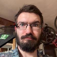 Ah yes, Halo. Let me shoot the rocket at the dude, to watch it go towards  him, and then somehow explode in MY face